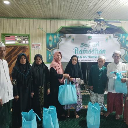 Safari Ramadan Pemdes Gunung Ulin Hari Ke-4 Pambakal Ajak Semua Aparat Kompak Melayani Masyarakat